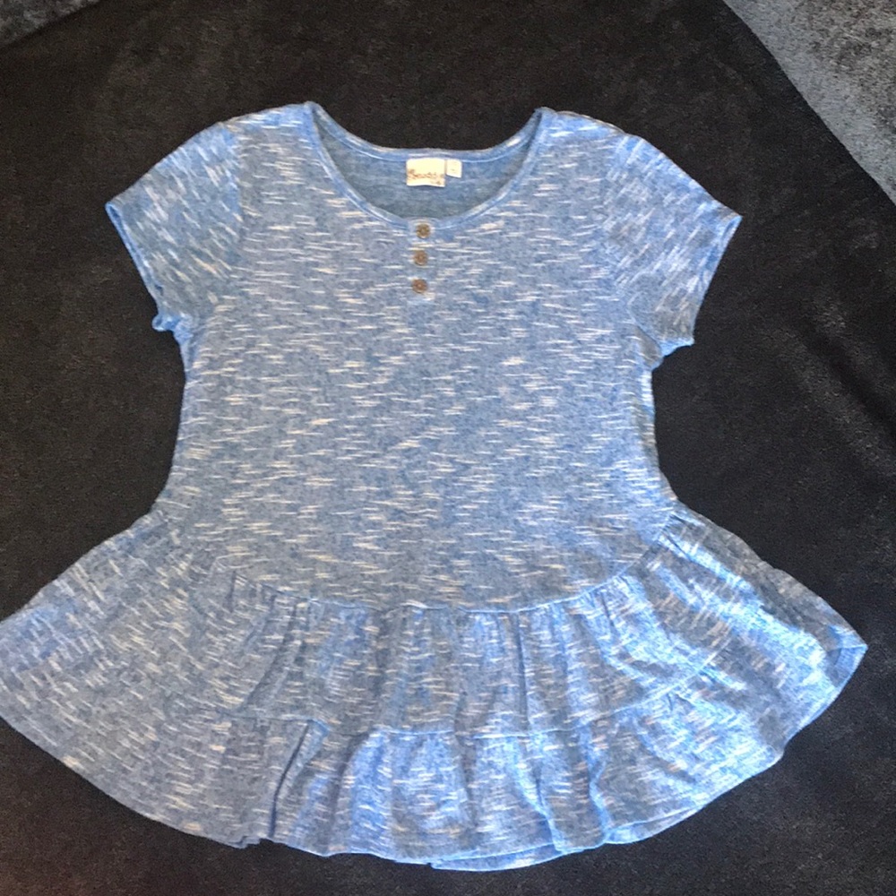 Mudd Ruffle Bottom Shirt